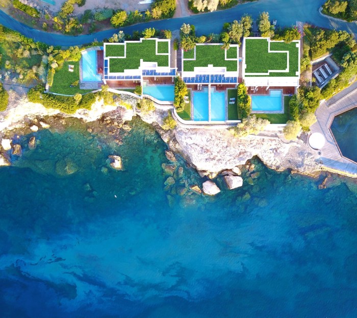 Grand resort lagonissi