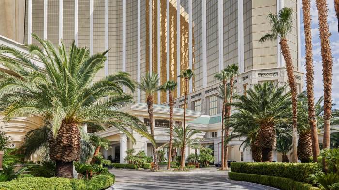 Four seasons hotel corporate