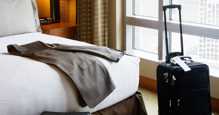 Expedia flights hotels cars google play